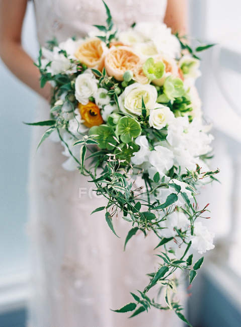 Sposa bouquet di tenuta — Foto stock