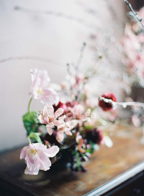 Свіжий букет квітів — стокове фото
