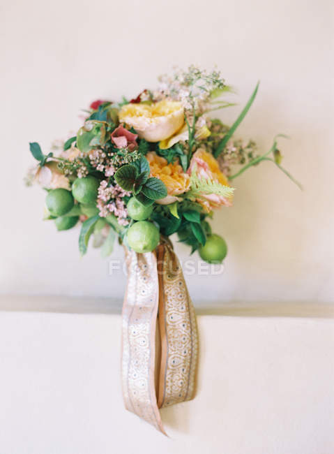 Elegante bouquet da sposa — Foto stock