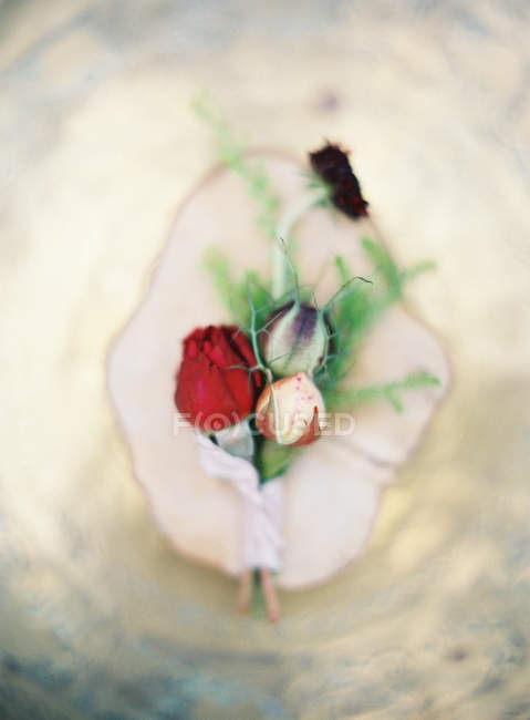 Boutonniere floreale fresco — Foto stock