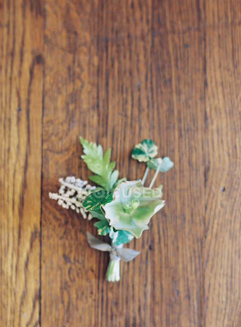 Fresh floral boutonniere — Stock Photo
