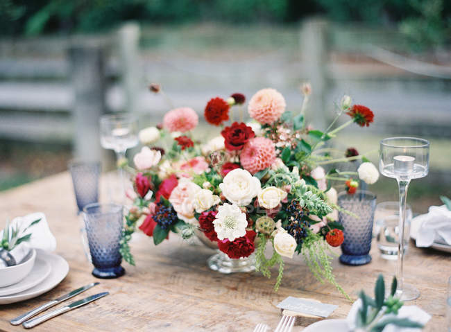 Bouquet taglio fresco con crisantemi — Foto stock
