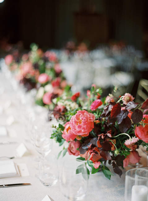 Wedding table setting — Stock Photo