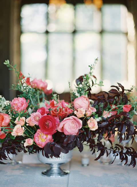 Fresh flowers bouquet — Stock Photo