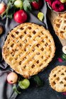 Sweet homemade apple pies — Stock Photo