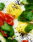 Close up tiro de dois ovos fritos — Fotografia de Stock