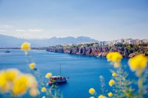 Vista del mar en Antalya - foto de stock