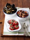 Stuffed peppers with peppered mussels — Stock Photo