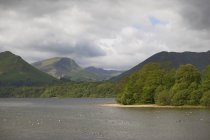 Vista panoramica sul lago, Lake District, Cumbria, Regno Unito — Foto stock