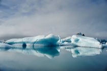 Lago ghiacciaio di Jokulsarlon — Foto stock