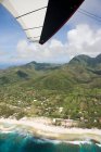 Vista desde el parapente de las Islas Cook - foto de stock