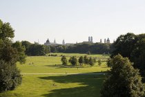Вид на Английский сад — стоковое фото