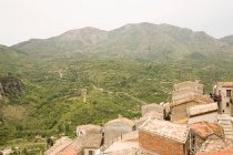 Vista elevata di case esterne a Gangi sicilia — Foto stock