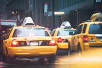 Gelbe Taxis New York City, Vereinigte Staaten — Stockfoto