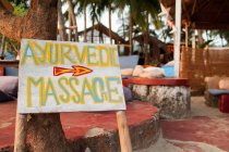 Segno di massaggio ayurvedico, Goa — Foto stock