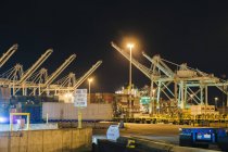 Порт контейнера в Пьюджет-Саунд — стоковое фото