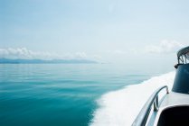 Швидкісний човен у морі — стокове фото