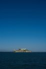 Isla Alcatraz en la Bahía de San Francisco - foto de stock
