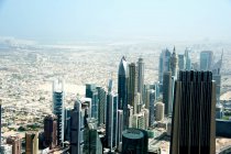 Дубай cityscape в денний час — стокове фото