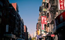 Street view of China Town in Manhattan — Stock Photo