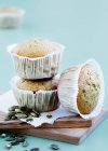 Muffins de farelo com sementes — Fotografia de Stock