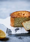 Gâteau au citron aux graines de pavot — Photo de stock