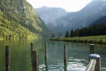 Paysage majestueux avec lac de montagne, Konigssee, Berchtesgaden, Bavière, Allemagne — Photo de stock