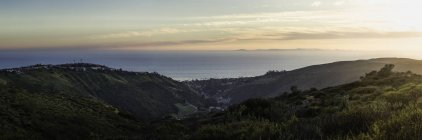 Vista panoramica di Laguna Beach al tramonto, California, USA — Foto stock