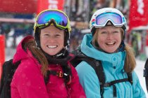 Frauen im Skiurlaub in Kuhtai, Österreich — Stockfoto