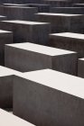 Vista de concreto esculturas cinza, close-up — Fotografia de Stock