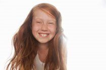 Nahaufnahme eines Mädchens mit lächelndem Gesicht — Stockfoto
