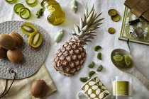Pineapple and kiwi fruits — Stock Photo