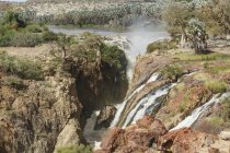 Высокий вид на водопад — стоковое фото