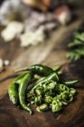 Чили для приготовления зеленой пасты из карри — стоковое фото
