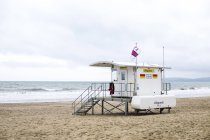 Lifeguard tower on Bournemouth beach, Bournemouth, Dorset, UK — Stock Photo