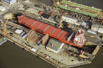 Schiff wird im Trockendock gebaut — Stockfoto