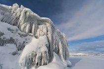 Cena pacífica com belas formações de gelo no parque nacional abisko — Fotografia de Stock