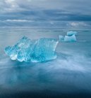 Icebergs floating in glacial waters, South Iceland — Stock Photo