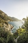 Vista panorámica de la bahía de Seitani, Samos, Grecia - foto de stock