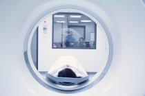 Patient laying in CT scanner — Stock Photo