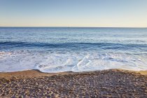 Vista panoramica sulla spiaggia, Costa Azzurra, Cannes, Francia — Foto stock