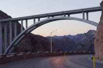 Мост, плотина Хувер, река Колорадо, Аризона, Соединенные Штаты Америки — стоковое фото
