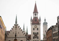 Vista parcial de edifícios tradicionais antigos, Munique, Alemanha — Fotografia de Stock
