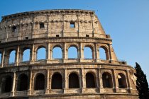 Teilansicht des Kolosseums in Rom — Stockfoto