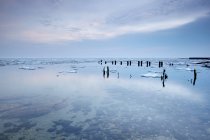 Oggetti metallici in mare, Odessa, Ucraina — Foto stock