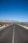 Route vide à Lanzarote — Photo de stock