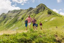 Wandergruppe, Tirol, Österreich — Stockfoto