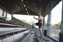 Sprinter läuft mit Beinprothese — Stockfoto