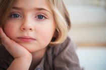 Portrait of young girl looking at camera — Stock Photo