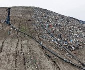 Rohre bei Müllabfuhr — Stockfoto